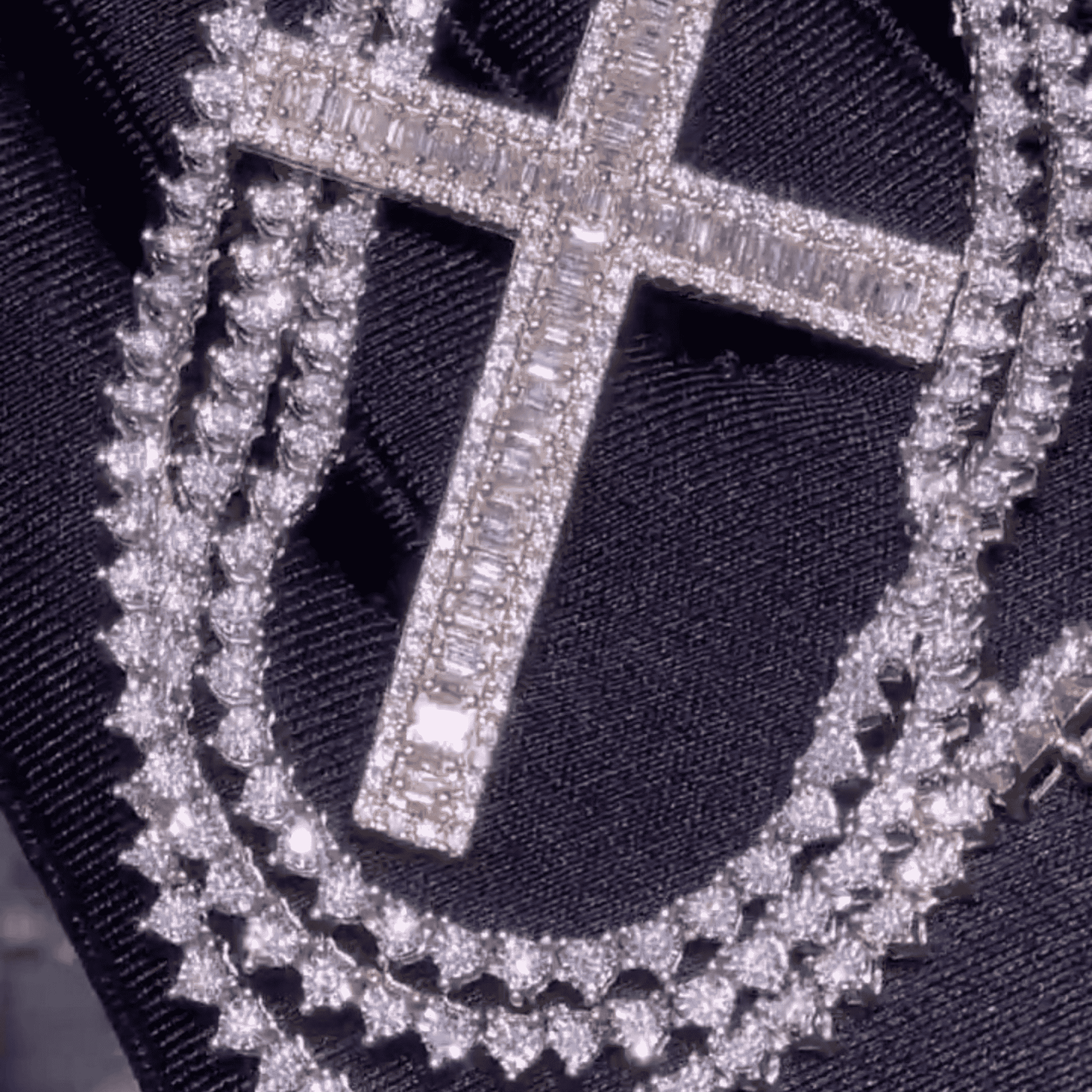 Men’s Hip Hop Iced Pendant in 925 Silver with VVS Moissanite - Image 4