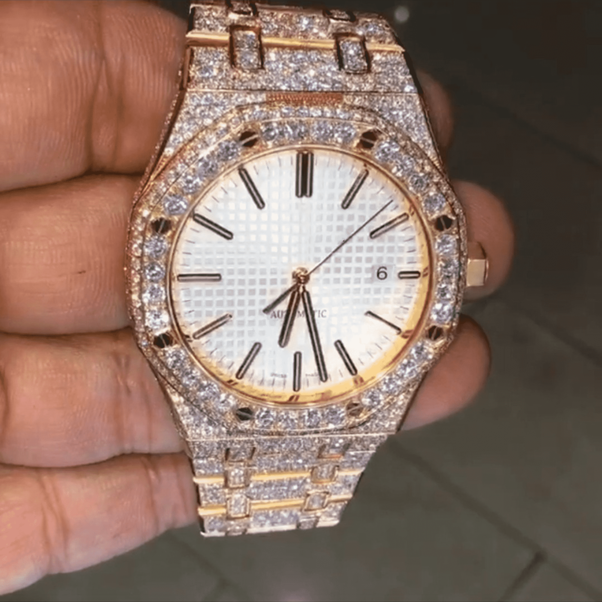 Iced-Out Moissanite Diamond Watches for Men & Women 3 Iced-Out Moissanite Diamond Watches for Men & Women - Image 3