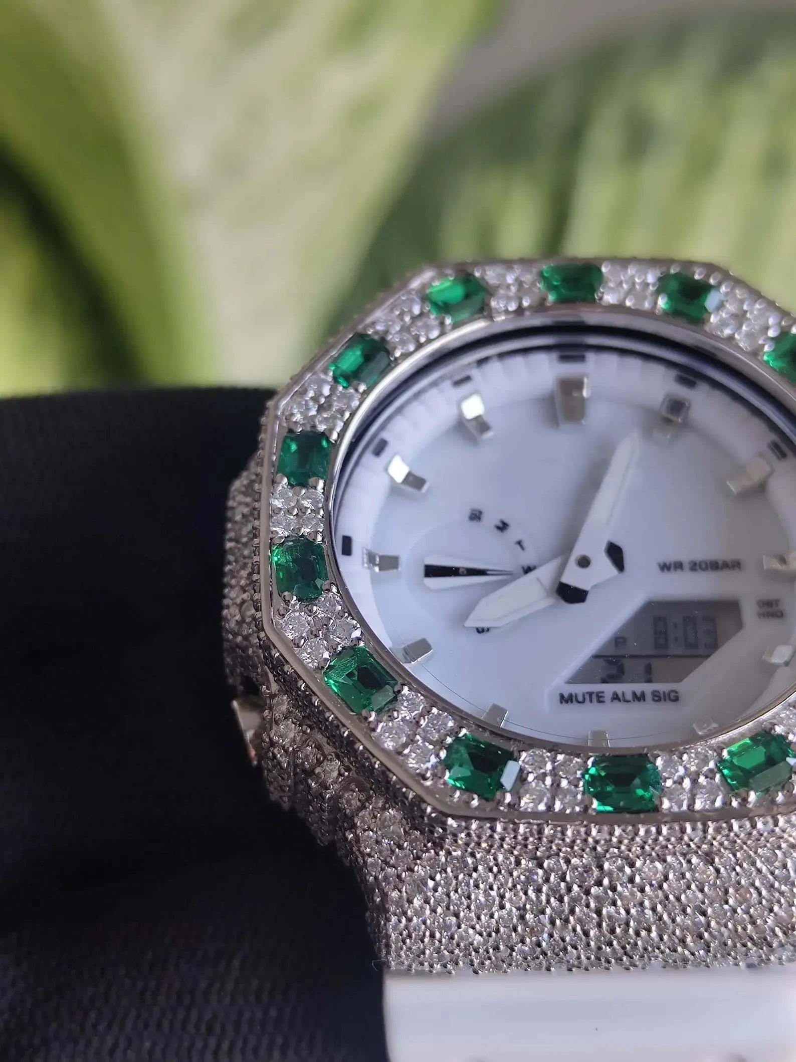 IcedJewelz "White Emerald" VVS1 Moissanite Custom Digital – Octagon Edition 2 IcedJewelz "White Emerald" VVS1 Moissanite Custom Digital – Octagon Edition - Image 2